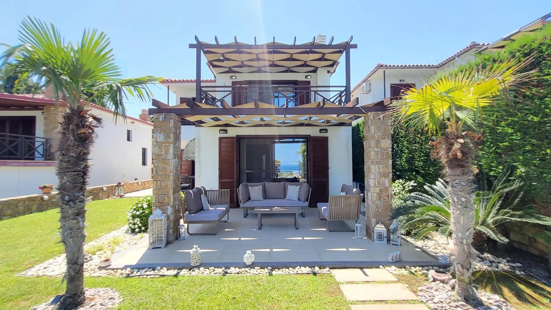 Sunset Bliss Private Pool Villa Elani