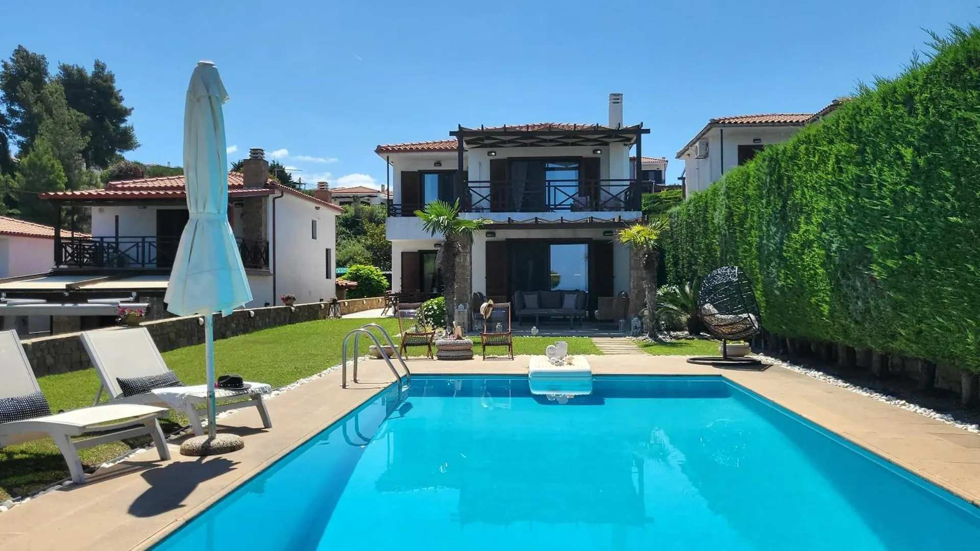 Sunset Bliss Private Pool Villa Elani